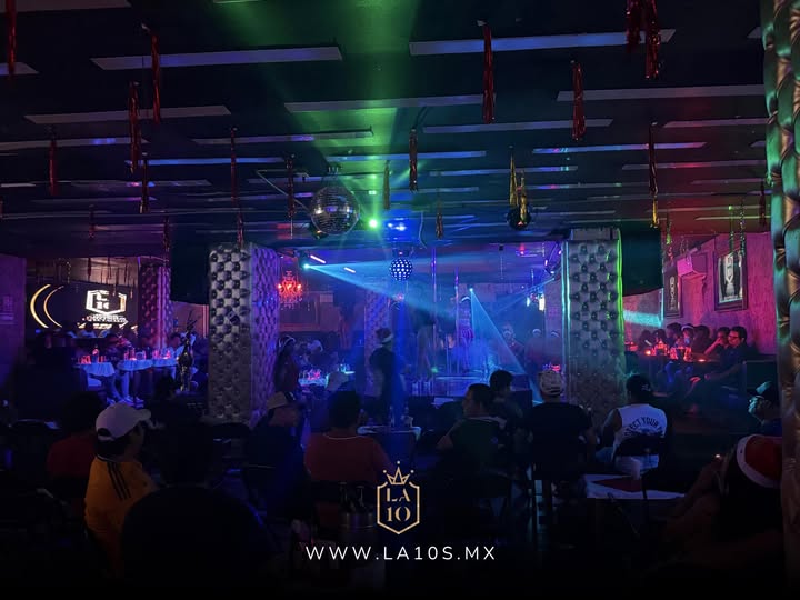 La 10 Acapulco Oficial