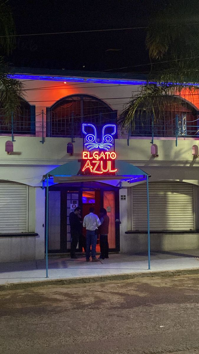 El Gato Azul Night Club