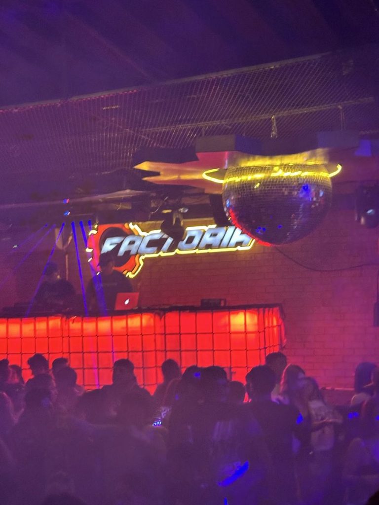 Factoría Club Nocturno – foto 3