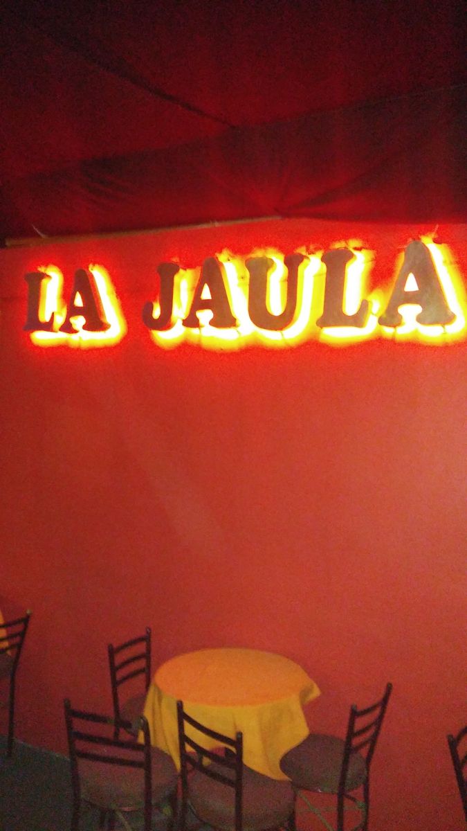 La Jaula Mens Club
