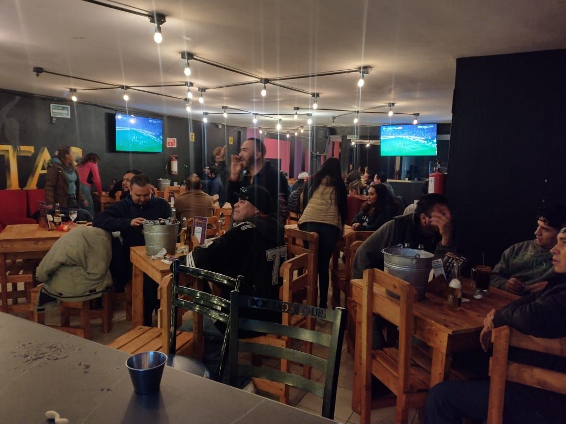 MAMITAS BAR