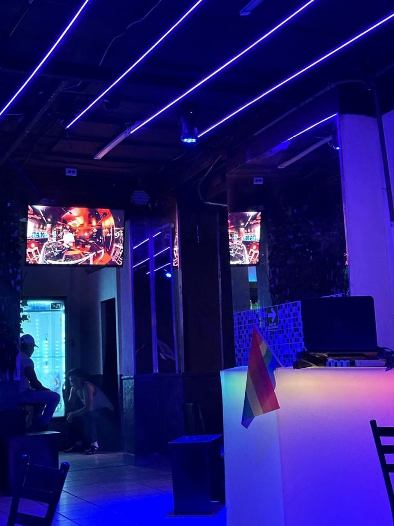 Nomadas Bar – foto 2
