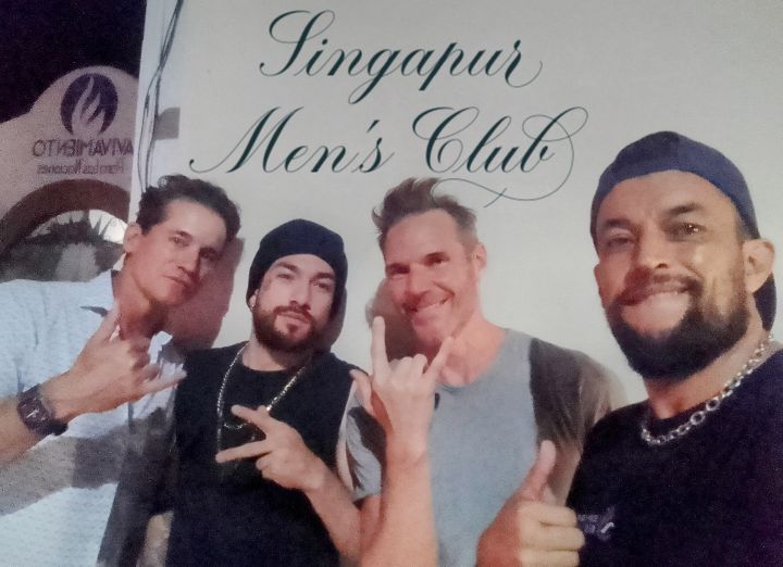 SINGAPUR MEN’S CLUB – foto 2